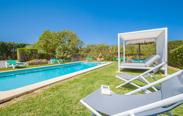 Holiday Home - Comptesses Petit, Alcudia , Spain - EMF032 5