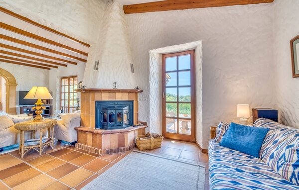 Holiday Home - La Talayeta, Arta , Spain - EMF044 304