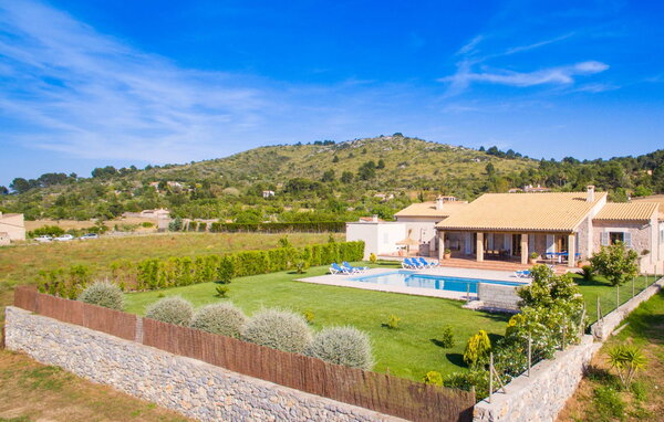Holiday Home - Can Terres, Arta , Spain - EMF052 7