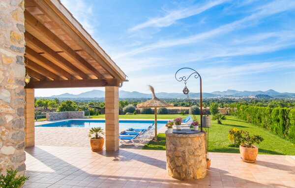 Holiday Home - Can Terres, Arta , Spain - EMF052 12