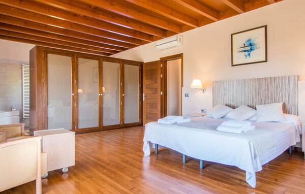 Holiday Home - Conies Salvia, Manacor , Spain - EMF068 602