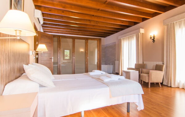 Holiday Home - Conies Salvia, Manacor , Spain - EMF068 604