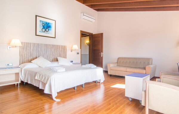 Holiday Home - Conies Salvia, Manacor , Spain - EMF068 606