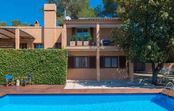 Holiday Home - Mirabell, Arta , Spain - EMF071 3