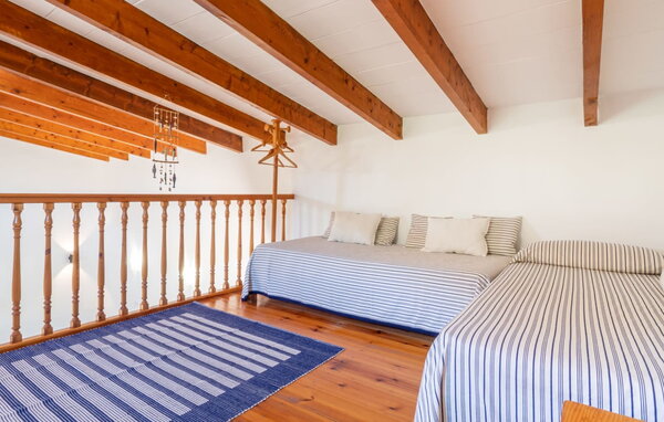 Holiday Home - Pequena, Arta , Spain - EMF074 604