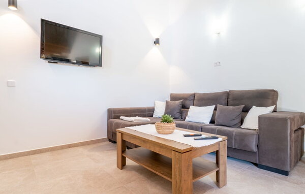 Holiday Home - Pequena, Arta , Spain - EMF074 303