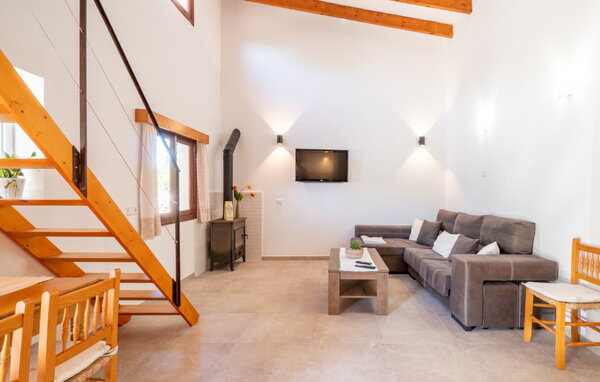 Holiday Home - Pequena, Arta , Spain - EMF074 306