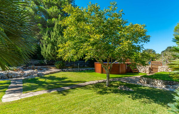 Holiday Home - Pequena, Arta , Spain - EMF074 6