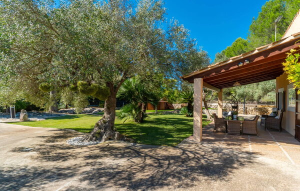 Holiday Home - Pequena, Arta , Spain - EMF074 102