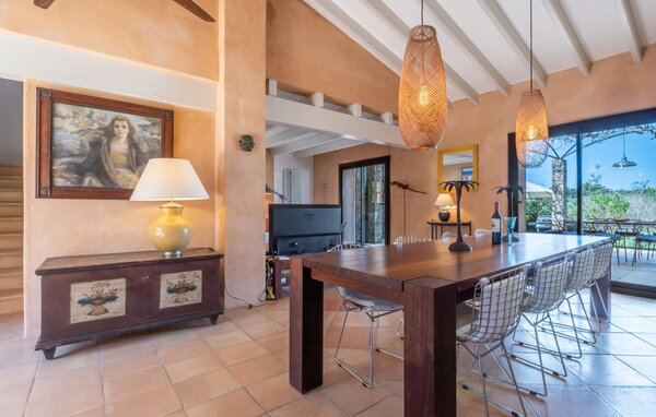 Holiday Home - Casa Alma, Arta , Spain - EMF099 402