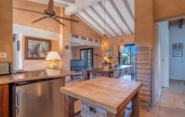 Holiday Home - Casa Alma, Arta , Spain - EMF099 405