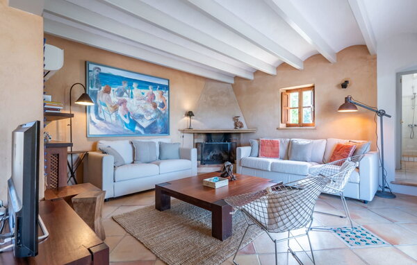 Holiday Home - Casa Alma, Arta , Spain - EMF099 302