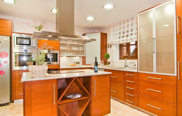 Holiday Home - Sa Canova, Ariany , Spain - EMF112 402