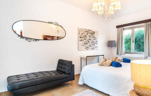 Holiday Home - Can Fernando, Cala Santanyi , Spain - EMF142 603