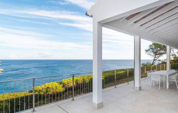 Holiday Home - Can Fernando, Cala Santanyi , Spain - EMF142 101