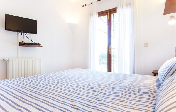 Holiday Home - Es Camp Fora, Santanyi , Spain - EMF144 608