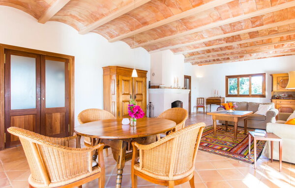 Holiday Home - Es Camp Fora, Santanyi , Spain - EMF144 302