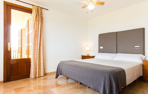 Holiday Home - Na Penyal, Cala Millor , Spain - EMF146 601