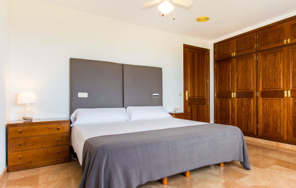 Holiday Home - Na Penyal, Cala Millor , Spain - EMF146 602