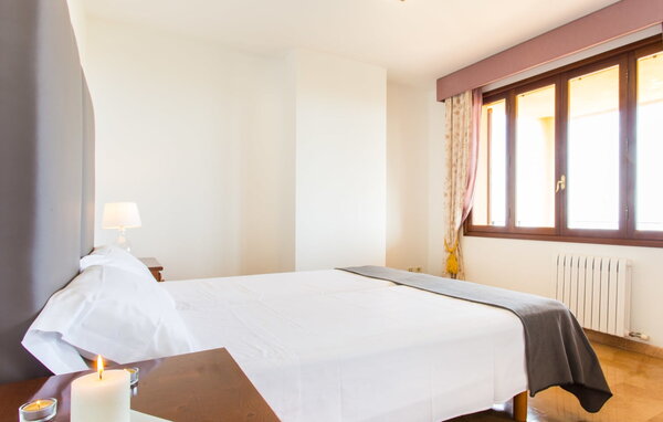 Holiday Home - Na Penyal, Cala Millor , Spain - EMF146 605
