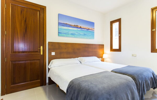 Holiday Home - Na Penyal, Cala Millor , Spain - EMF146 606