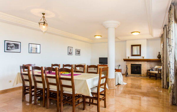 Holiday Home - Na Penyal, Cala Millor , Spain - EMF146 9