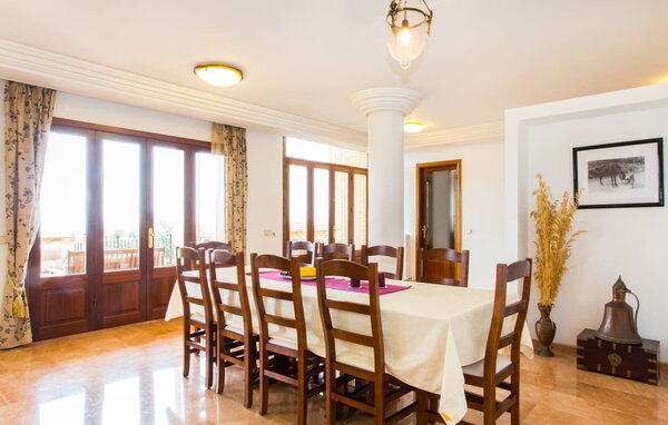 Holiday Home - Na Penyal, Cala Millor , Spain - EMF146 502