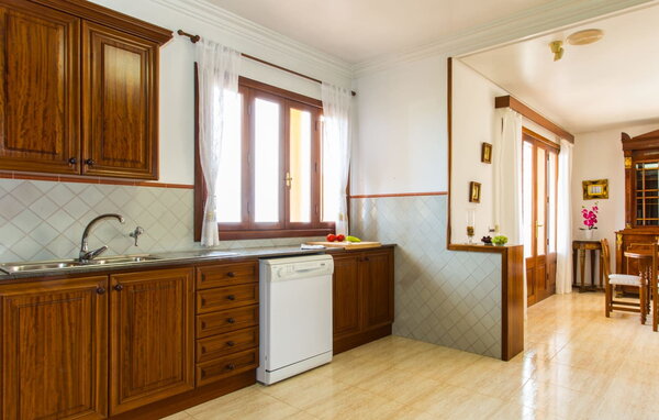 Holiday Home - Na Penyal, Cala Millor , Spain - EMF146 401
