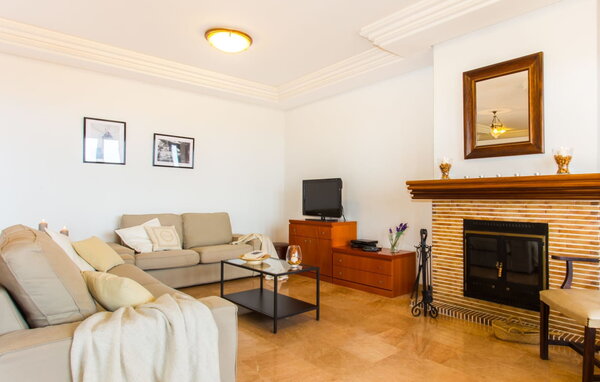 Holiday Home - Na Penyal, Cala Millor , Spain - EMF146 6