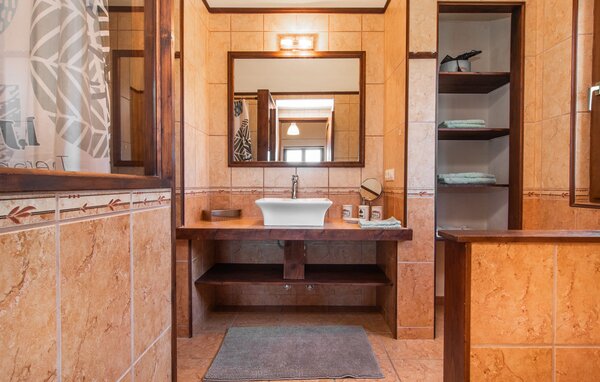 Holiday Home - Buena Vista, Montuiri , Spain - EMF173 702