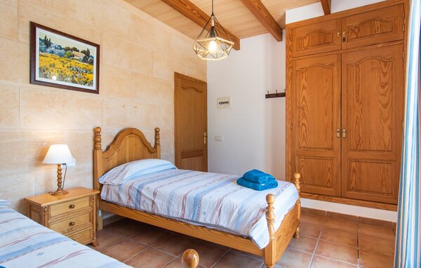 Holiday Home - Els Girasols, Campos , Spain - EMF175 609