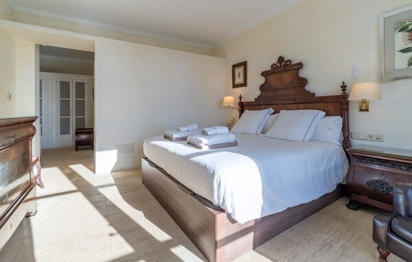 Holiday Home - Luxury Golf d'Or, Portocolom , Spain - EMF190 607