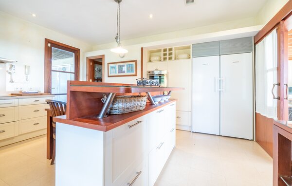 Holiday Home - Luxury Golf d'Or, Portocolom , Spain - EMF190 402