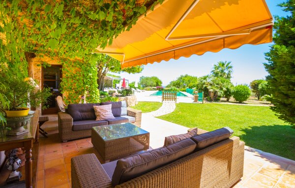 Holiday Home - Luxury Golf d'Or, Portocolom , Spain - EMF190 101