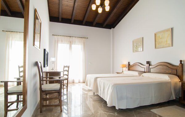 Holiday Home - Palmeral, Petra , Spain - EMF199 609