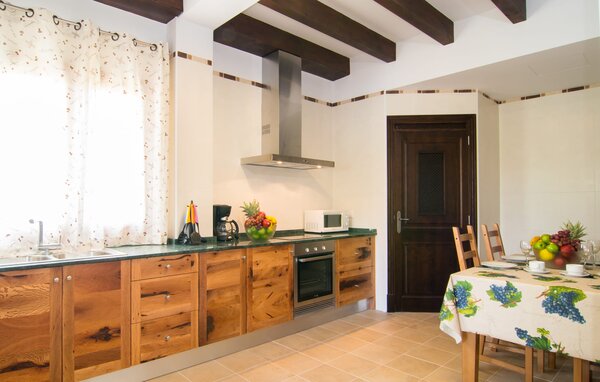 Holiday Home - Palmeral, Petra , Spain - EMF199 401