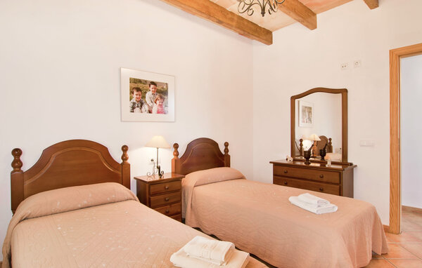 Casa de vacaciones - Can Mates Nou, Campos , España - EMF230 602