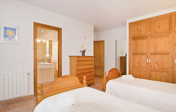 Holiday Home - Es Figueral, Campos , Spain - EMF245 606