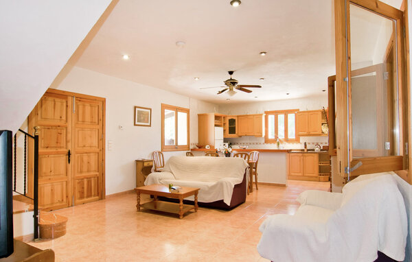 Holiday Home - Es Figueral, Campos , Spain - EMF245 7