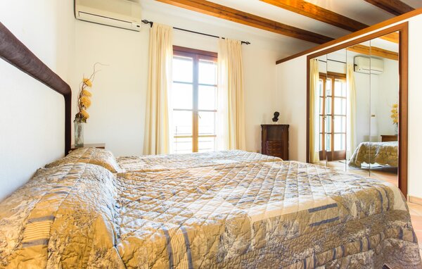 Holiday Home - Els Mitjans, Arta , Spain - EMF362 604
