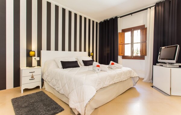 Holiday Home - Ca Na Molinera, Sant Joan , Spain - EMF389 603