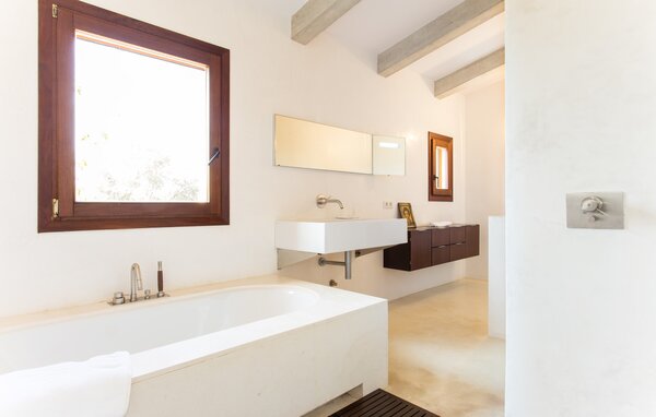 Holiday Home - Eucalipto, Arta , Spain - EMF404 702
