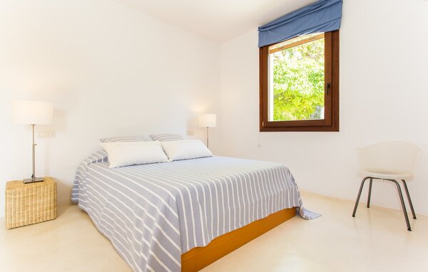 Holiday Home - Eucalipto, Arta , Spain - EMF404 609