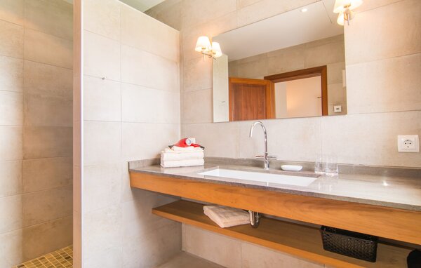 Holiday Home - Hasta la Vista, Felanitx , Spain - EMF408 701