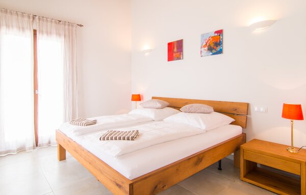 Holiday Home - Hasta la Vista, Felanitx , Spain - EMF408 603