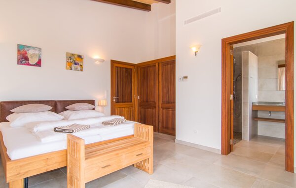 Holiday Home - Hasta la Vista, Felanitx , Spain - EMF408 606