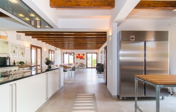 Holiday Home - Hasta la Vista, Felanitx , Spain - EMF408 401