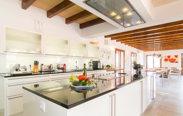 Holiday Home - Hasta la Vista, Felanitx , Spain - EMF408 404