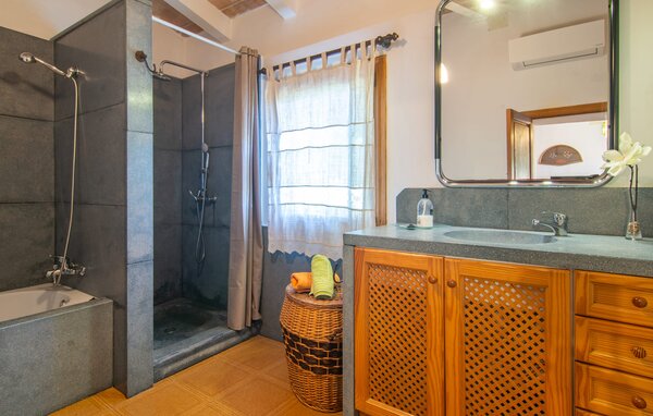 Holiday Home - Can Sua, Arta , Spain - EMF418 702