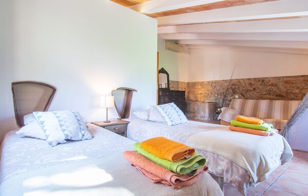 Holiday Home - Can Sua, Arta , Spain - EMF418 606